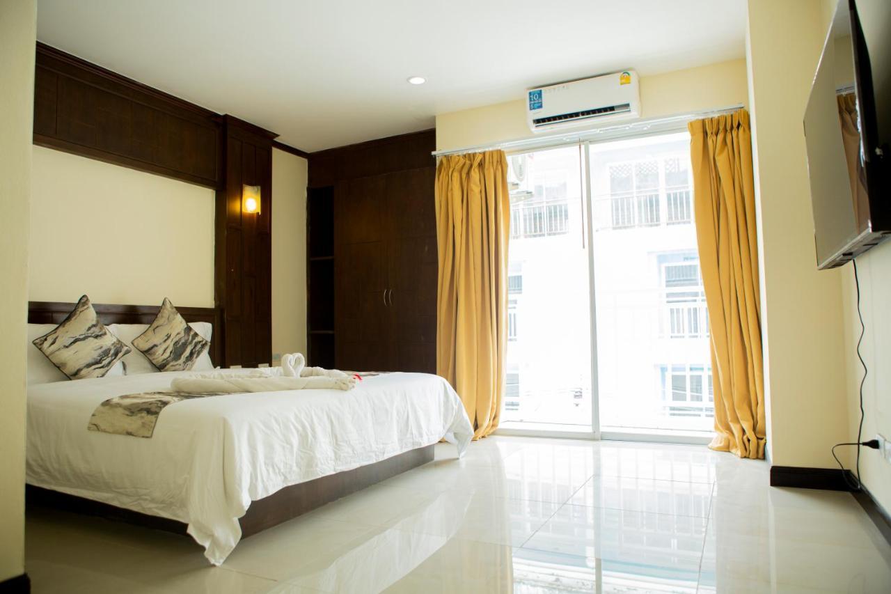 Blue Skyline Hotel Patong Exterior foto