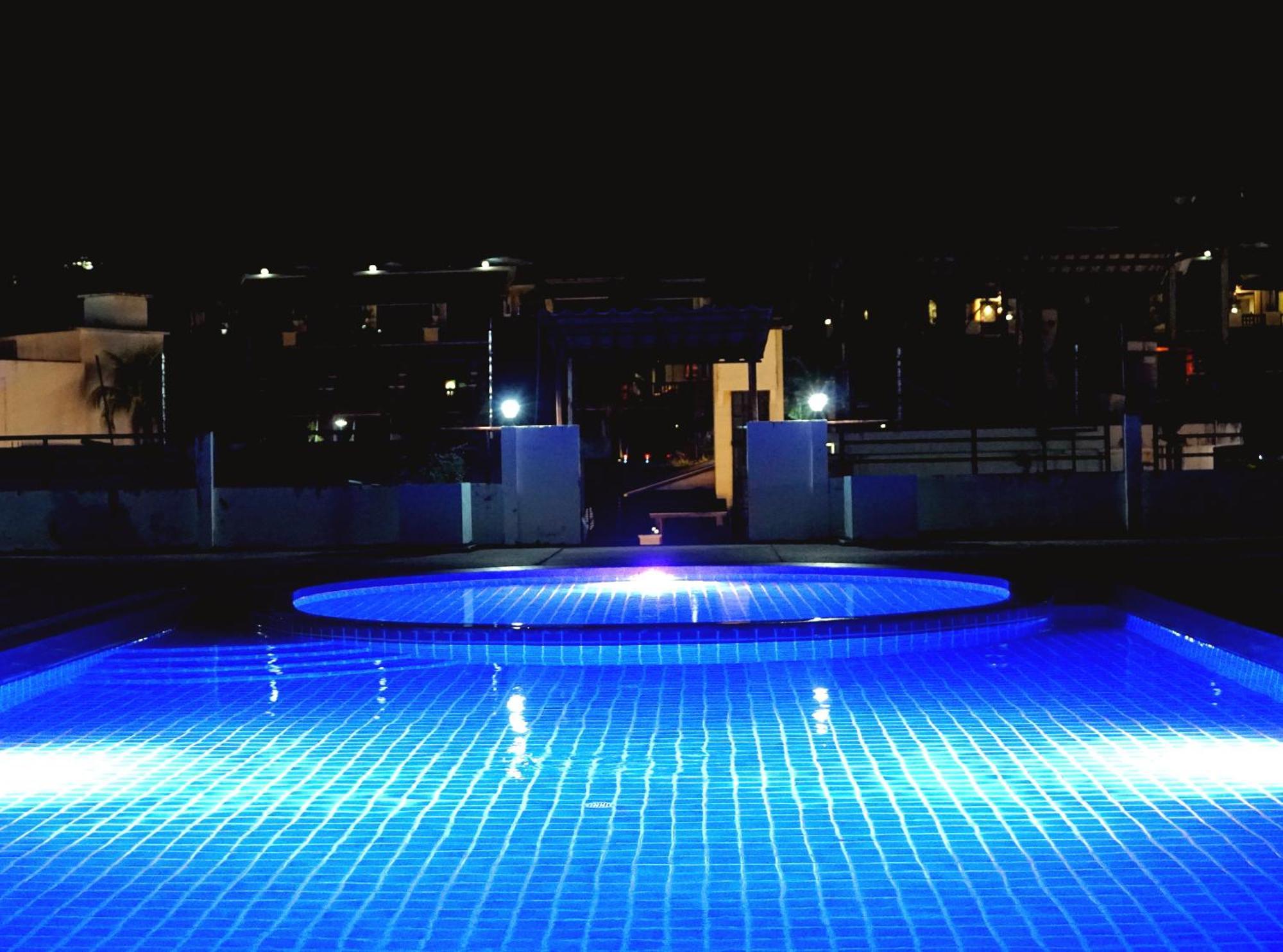Blue Skyline Hotel Patong Exterior foto
